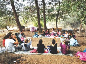 כשילדים גדלים על העצים