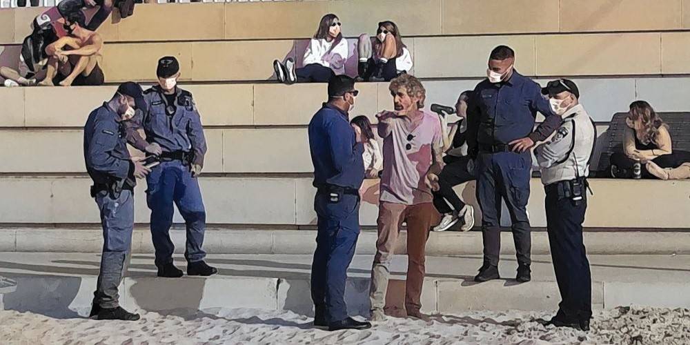 גבי ניצן במחאה