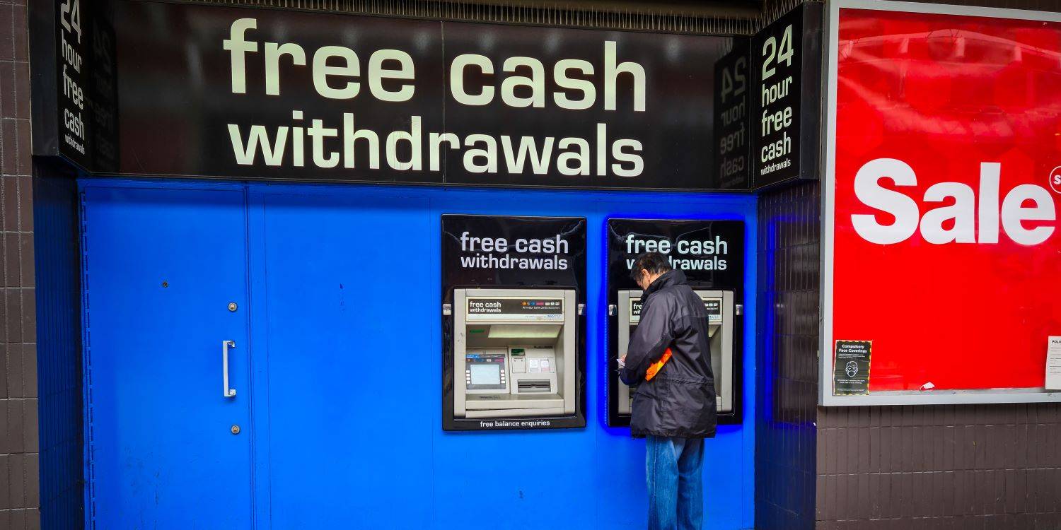 שימוש במזומן יהפוך לזכות חוקתית