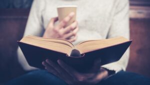 ספרים על שינוי, על התחזות ועל שחרור