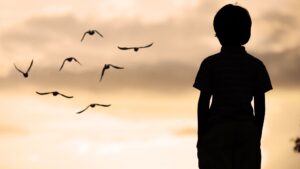 המבוגרים לא יבואו להציל אותנו