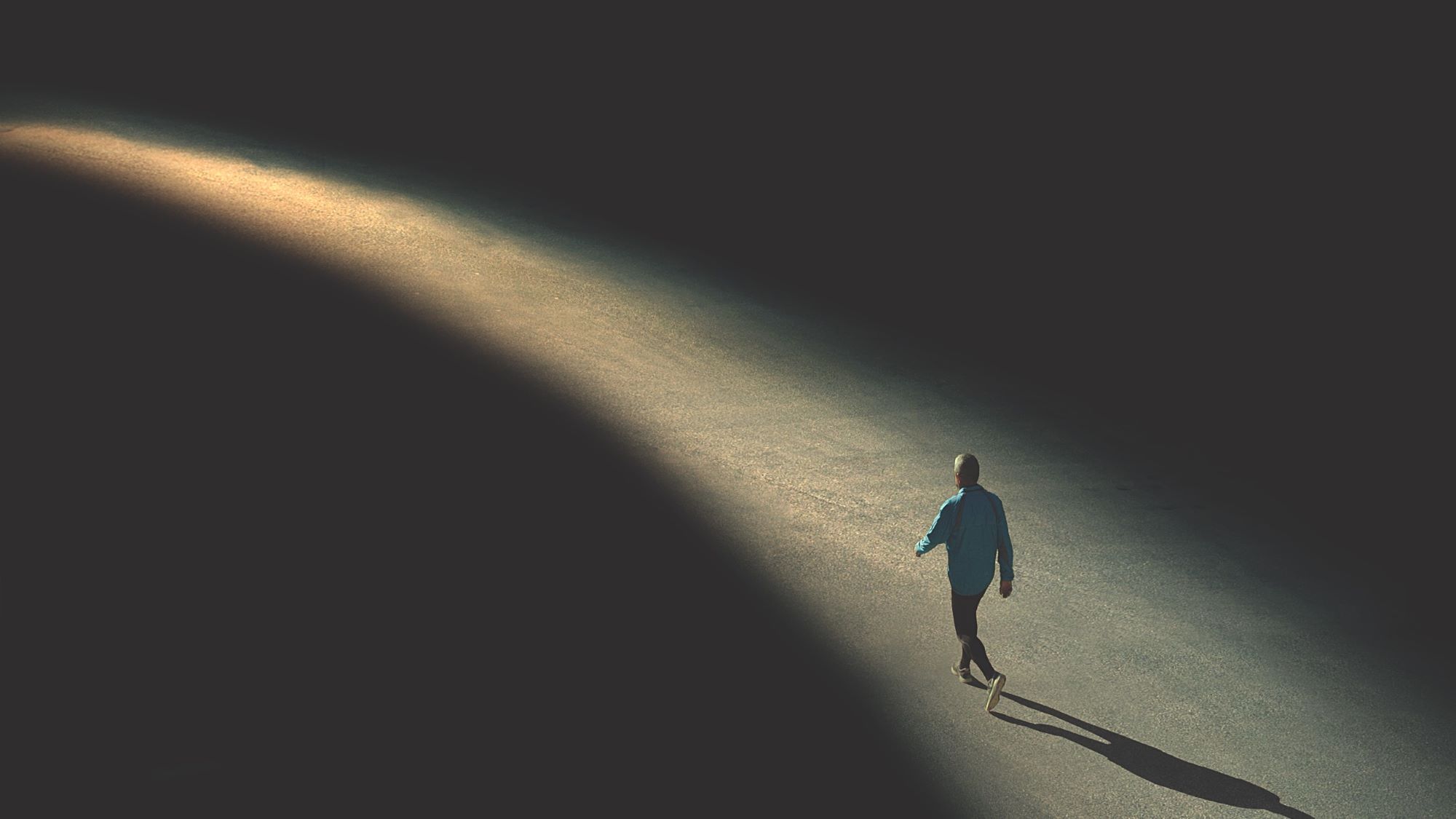 הצד האפל של שפע, אור ואהבה – חלק ב'